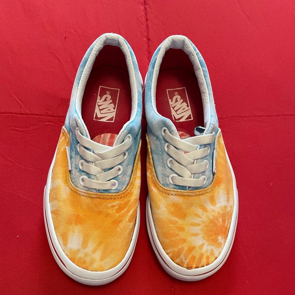 🌈Pre-owned kids VANS boys   Size 2 🌈